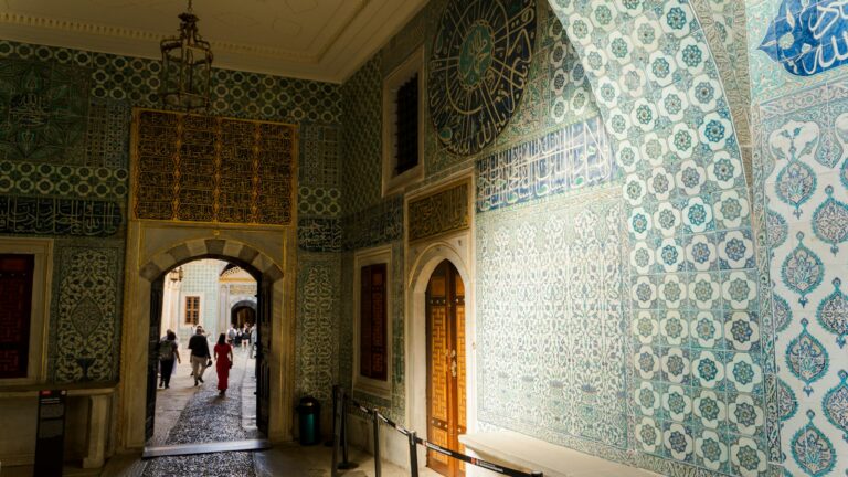 How to Visit Topkapi Palace Without Wasting Time